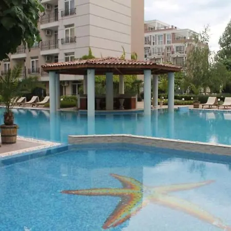 Spacious, 1 Bed Apt, Dawn Park Apartment *